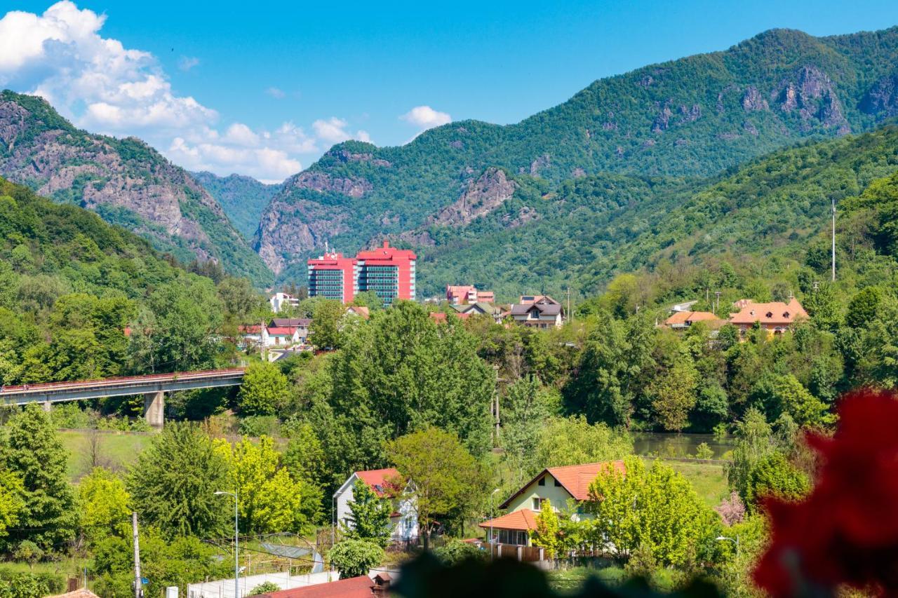 Hotel Orizont Călimăneşti Buitenkant foto